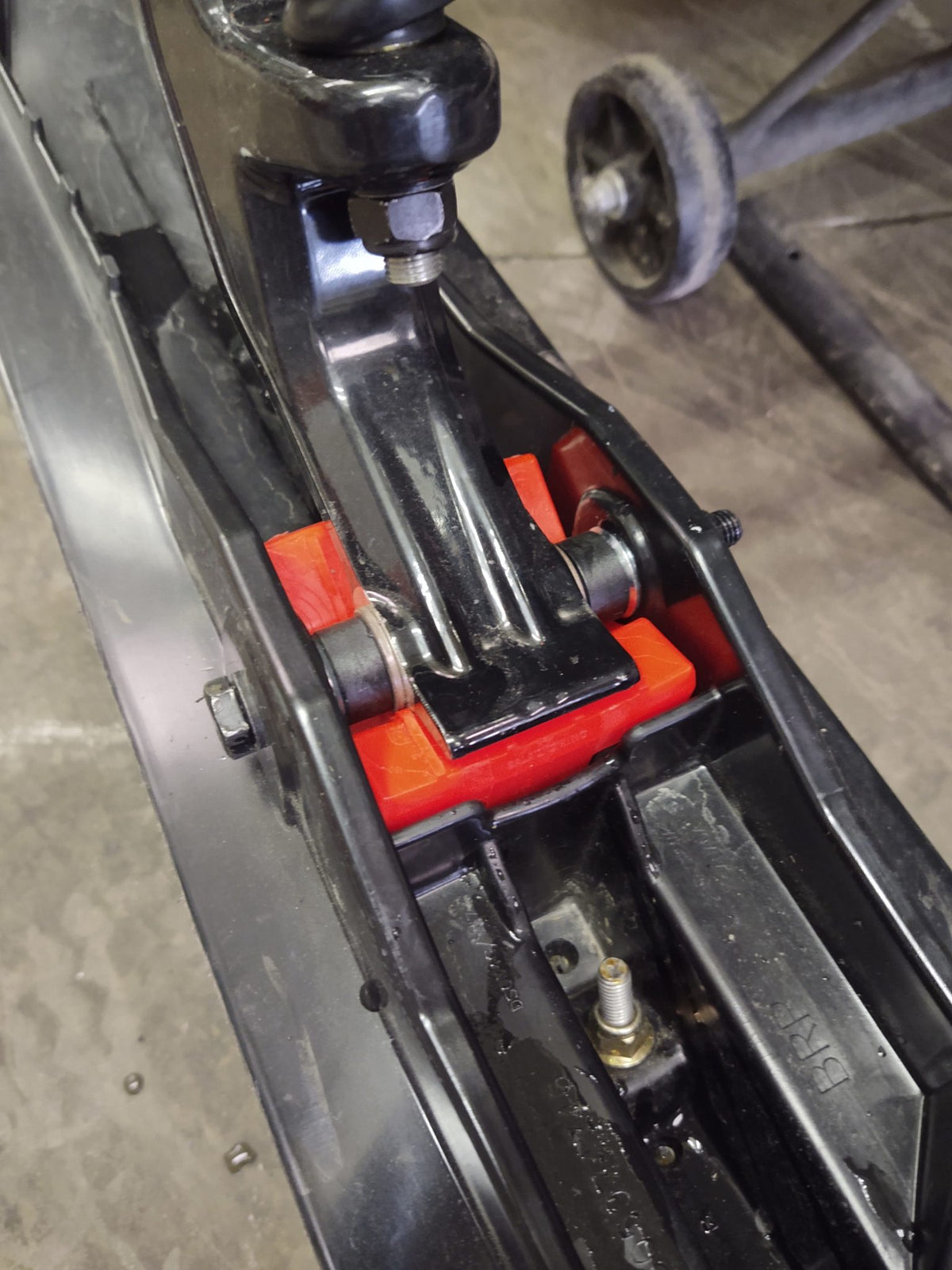MVM Ski Damper / Ski-to-Spindle Stop
