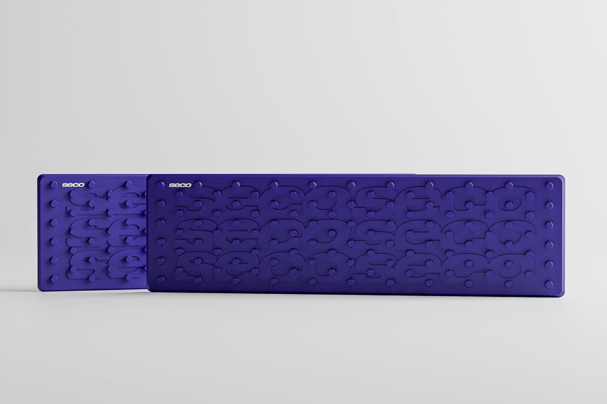 Snowmobile tunnel grip - Light Purple installed