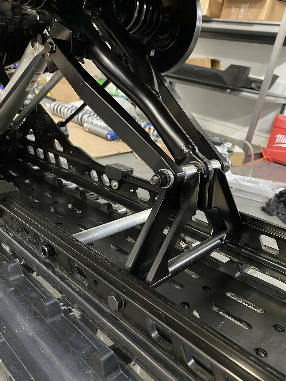 Chassis Engineering Door Latch & Linkage Kit Chassis Engineering Door Latch & Linkage Kit